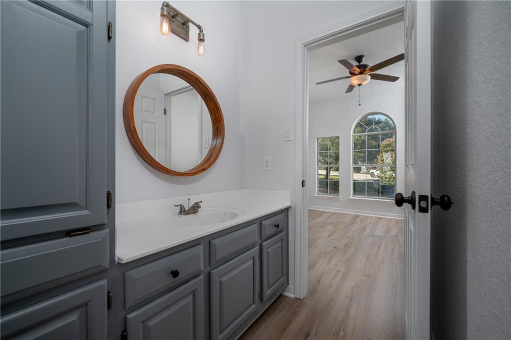 1306 Arronimink Cir, Austin, TX 78746