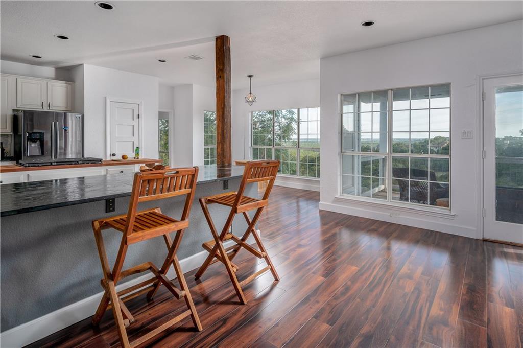 1306 Arronimink Cir, Austin, TX 78746