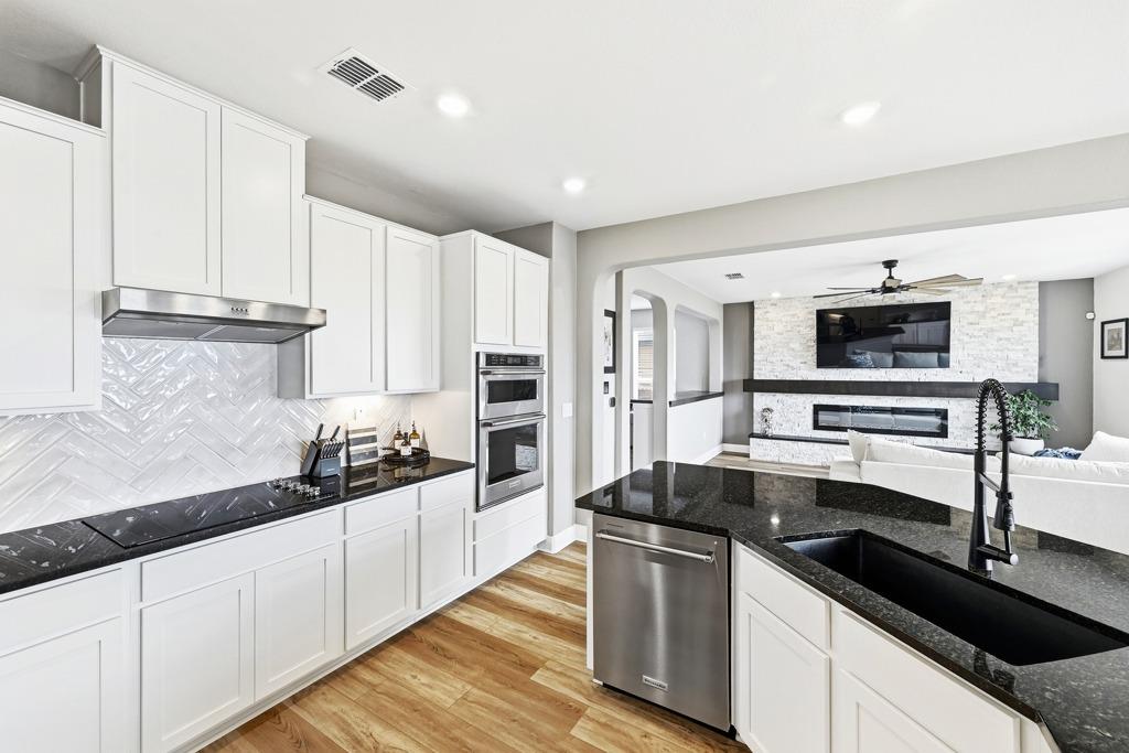 8109 Tranquil Glade Trl, Austin, TX 78744