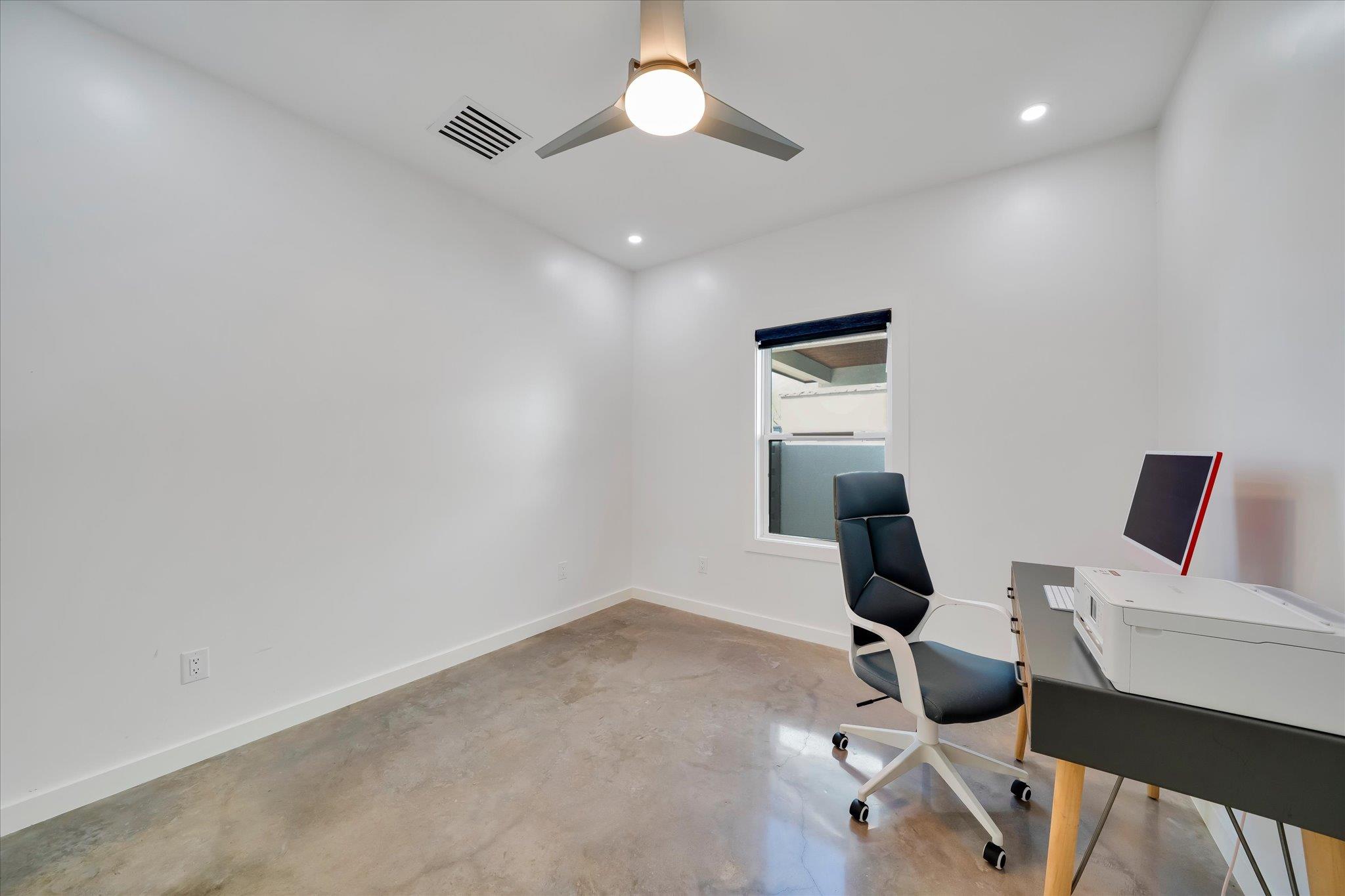 1611 Johnson St, Marble Falls, TX 78654