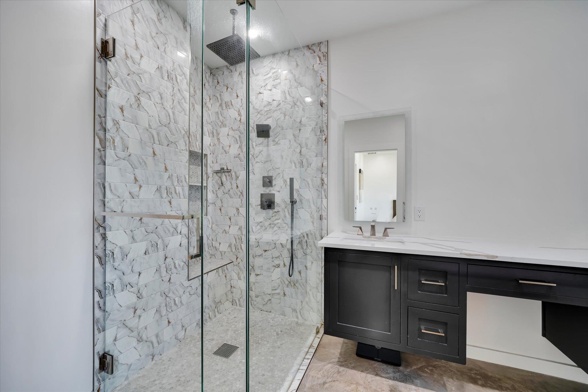 1611 Johnson St, Marble Falls, TX 78654