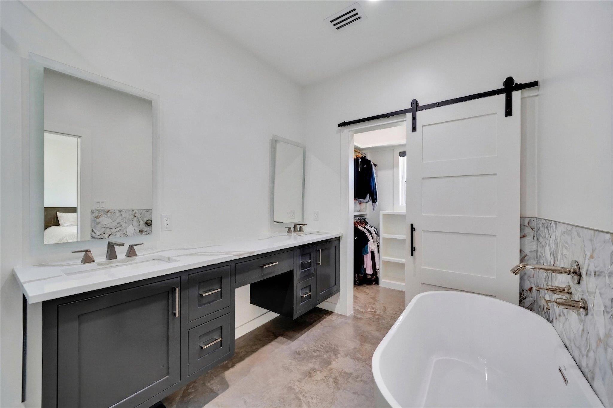 1611 Johnson St, Marble Falls, TX 78654