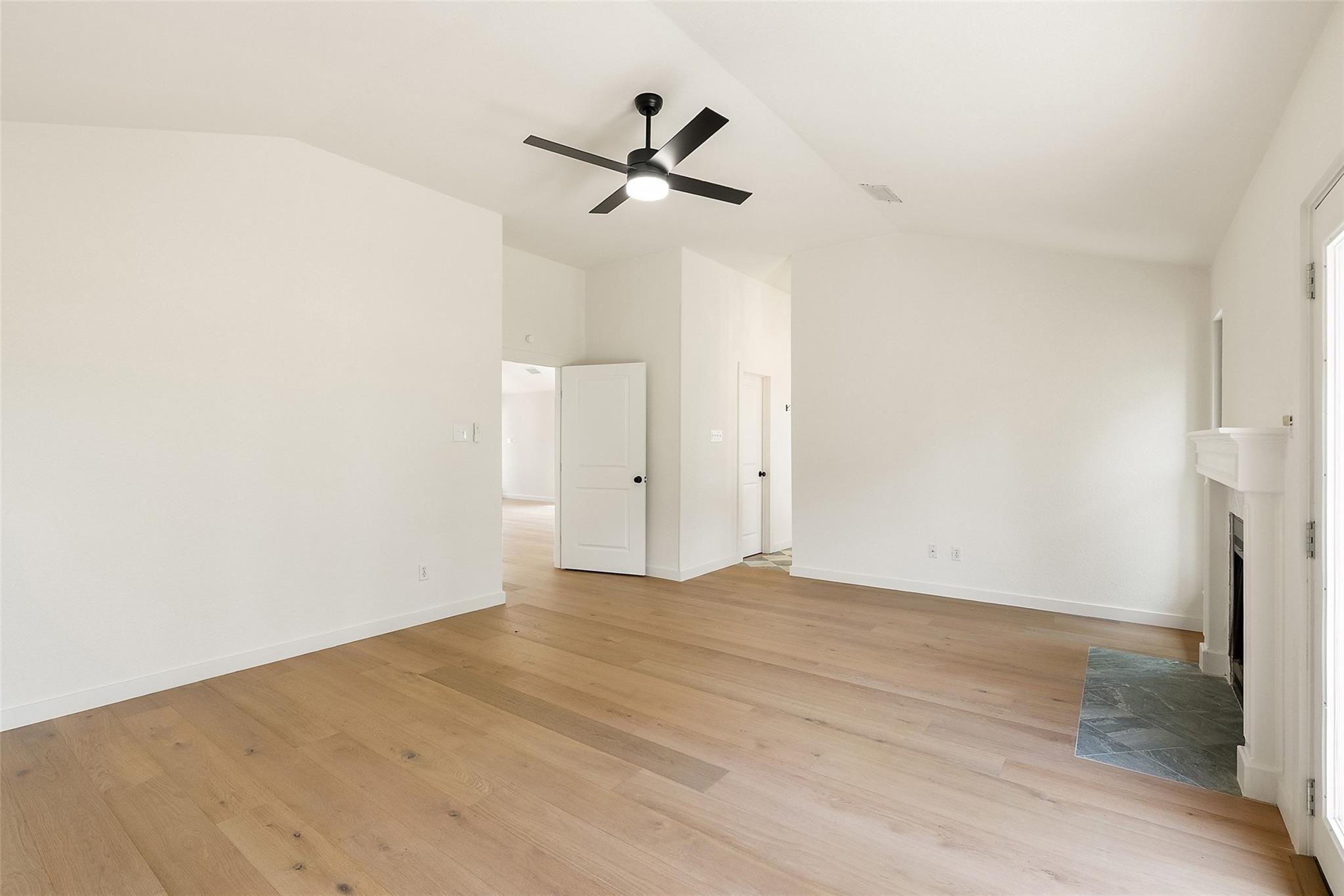 44 Brookhollow Dr, Wimberley, TX 78676