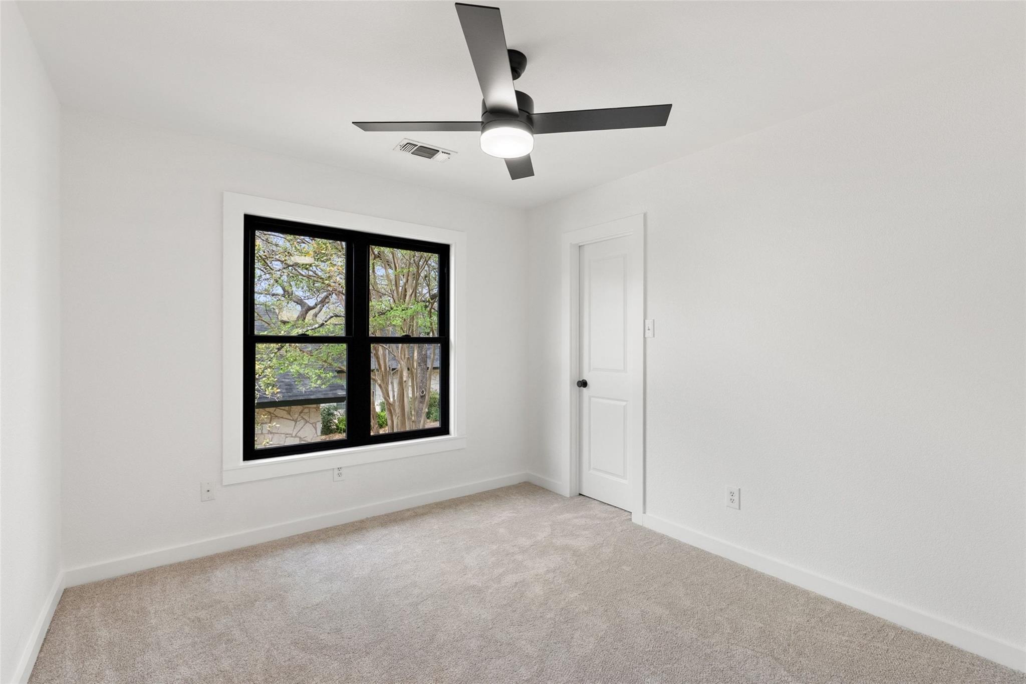 44 Brookhollow Dr, Wimberley, TX 78676