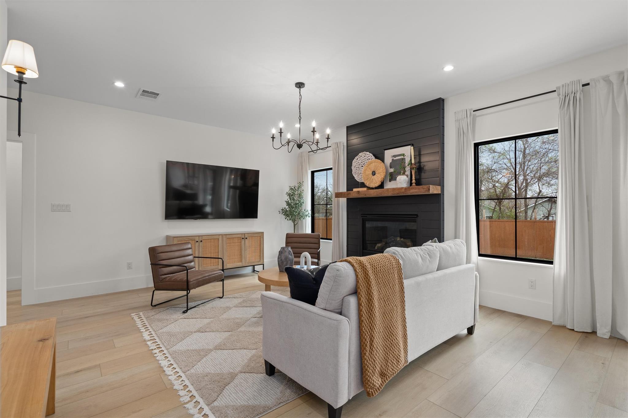 1108 Dunman Dr, Georgetown, TX 78628