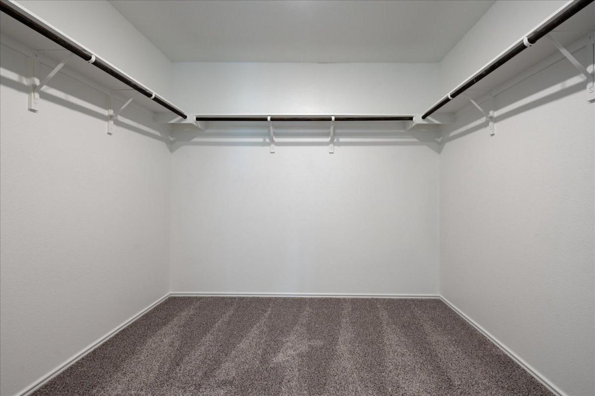 404 Escondido Cir, San Marcos, TX 78666