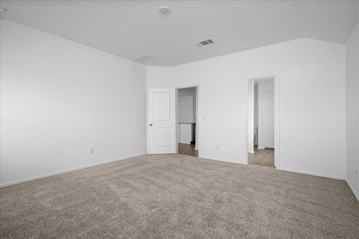 404 Escondido Cir, San Marcos, TX 78666