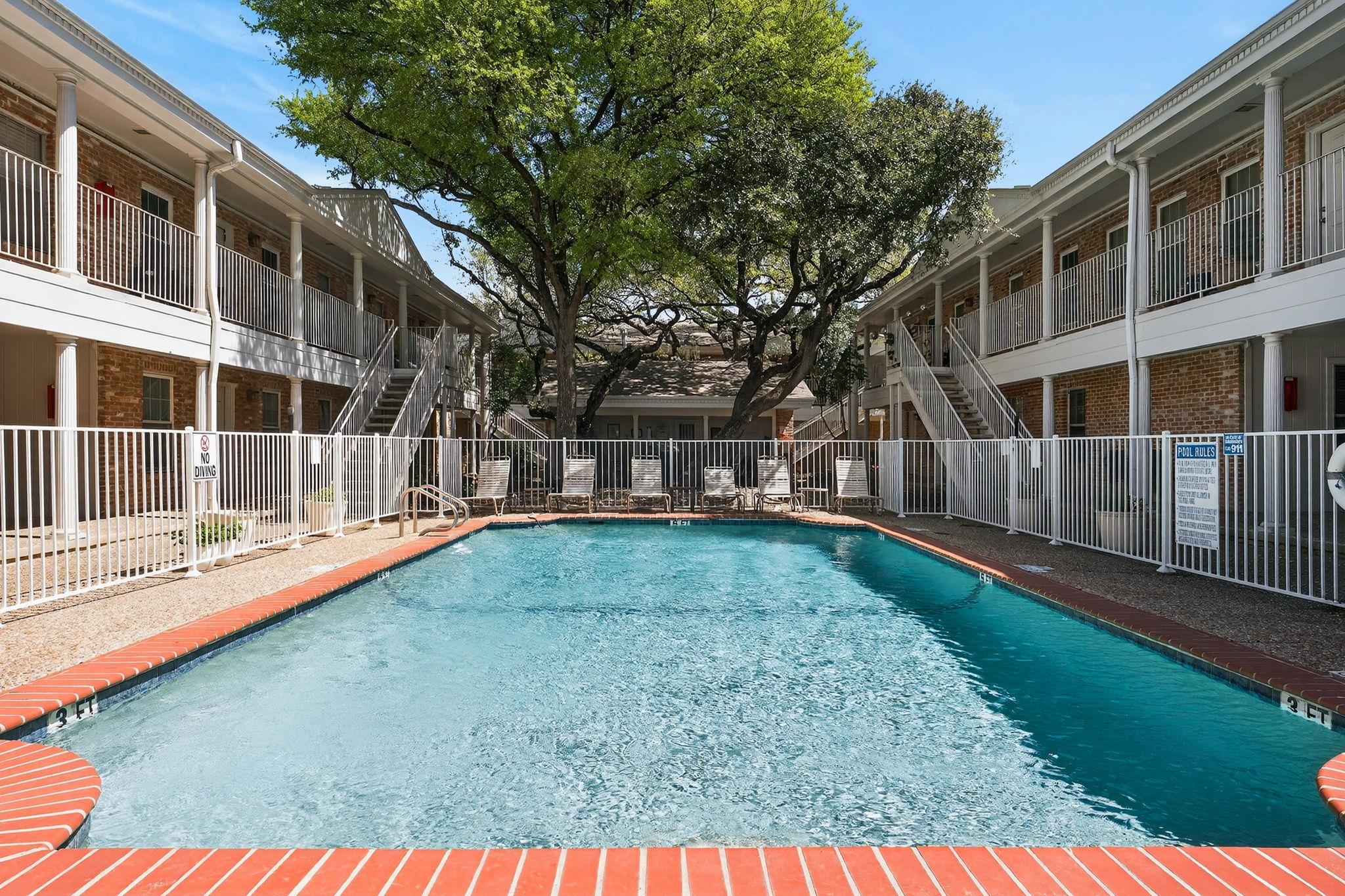 1240 Barton Hills Dr # 206, Austin, TX 78704