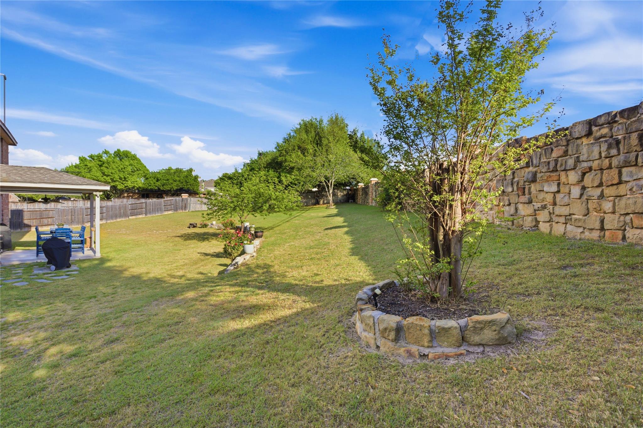 2215 Heritage Well Ln, Pflugerville, TX 78660