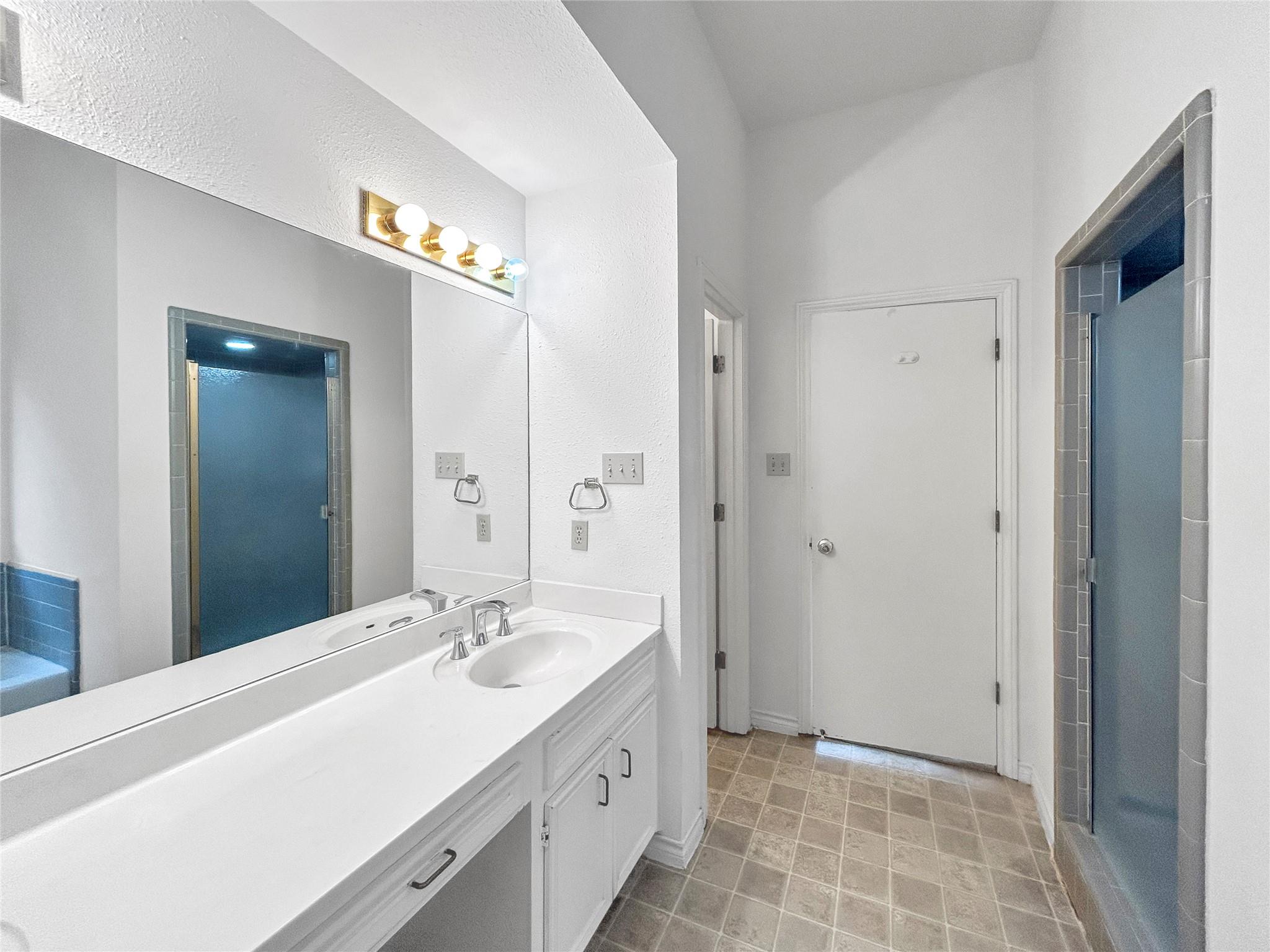 5717 Taylor Draper Cv, Austin, TX 78759