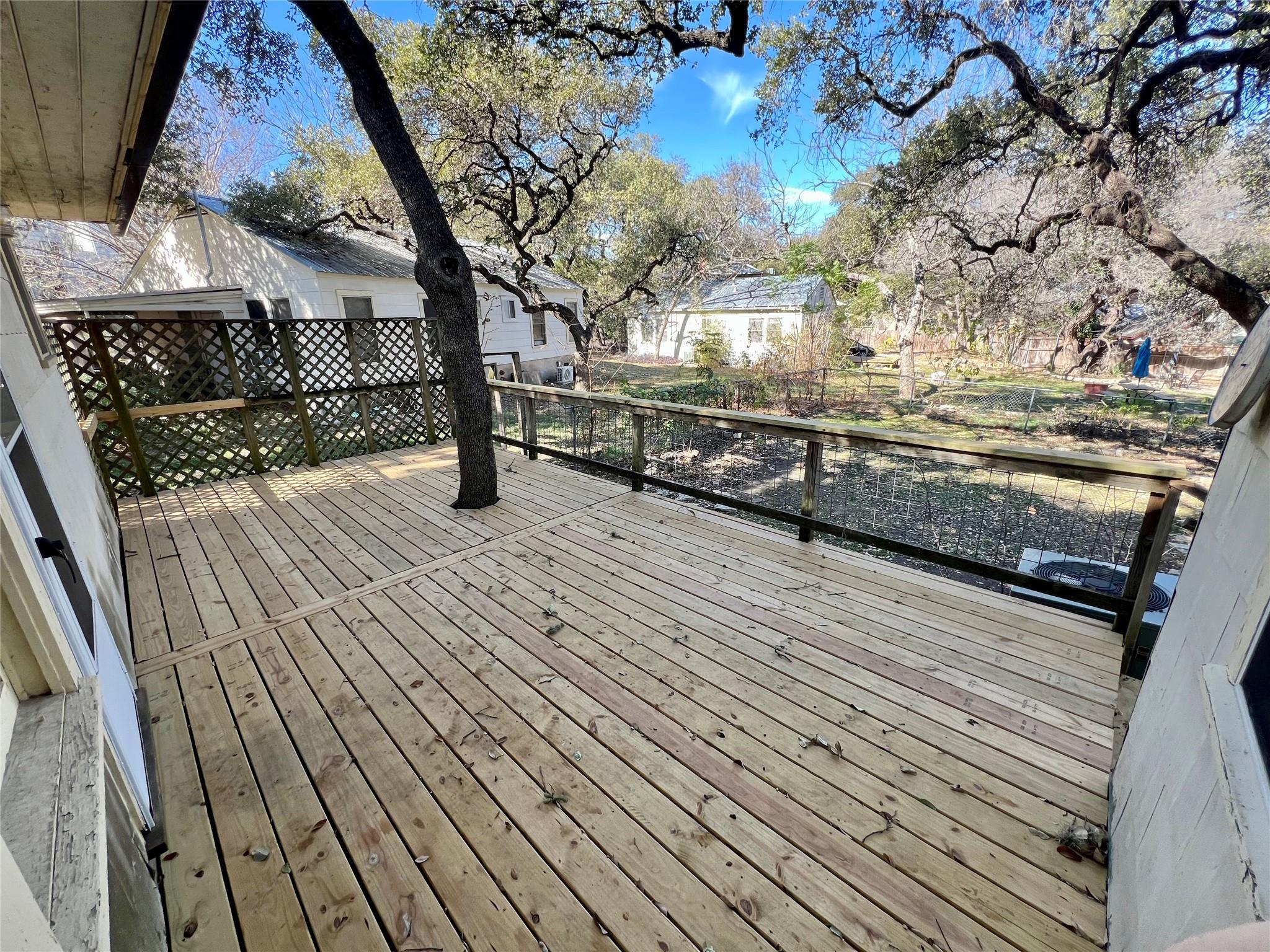 302 Park Ln, Austin, TX 78704