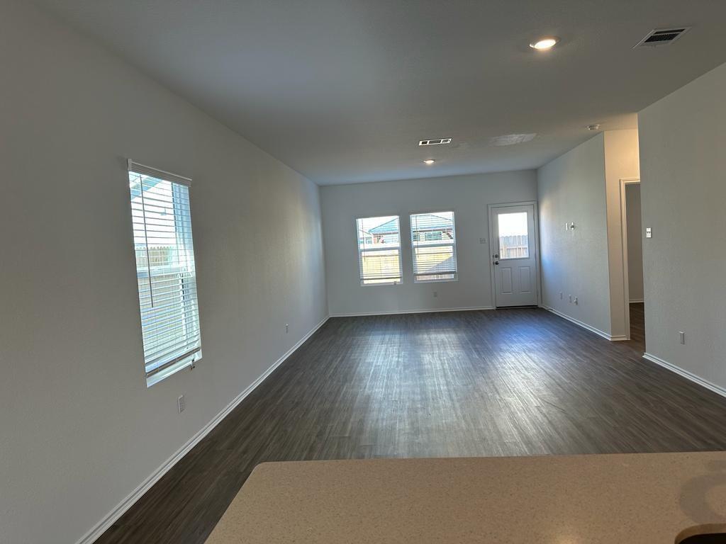 239 Mica Trl, San Marcos, TX 78656