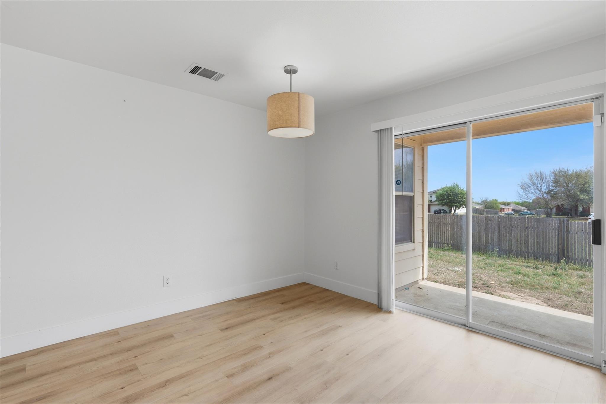 164 Opal Lake Dr, Kyle, TX 78640