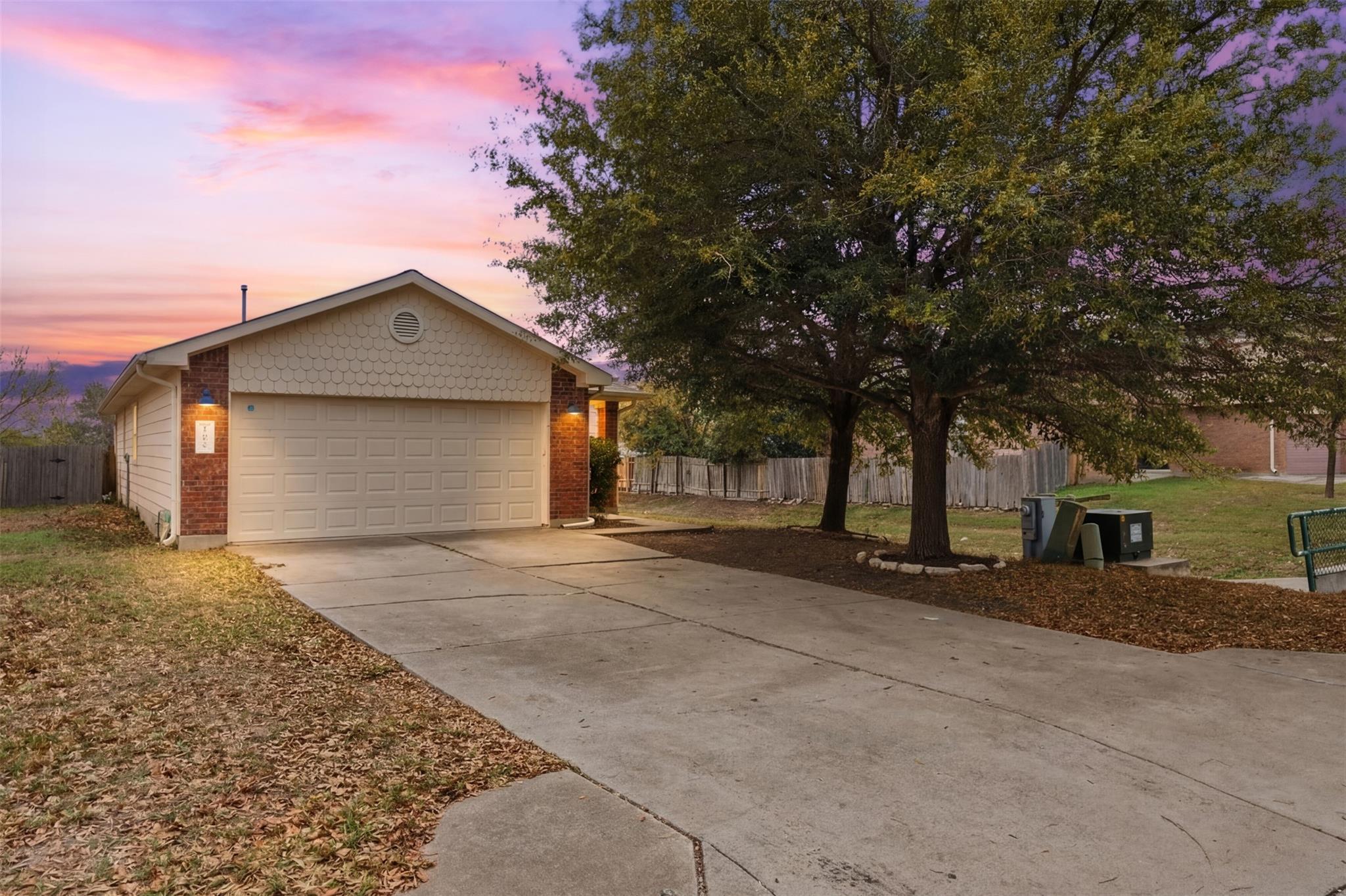 164 Opal Lake Dr, Kyle, TX 78640