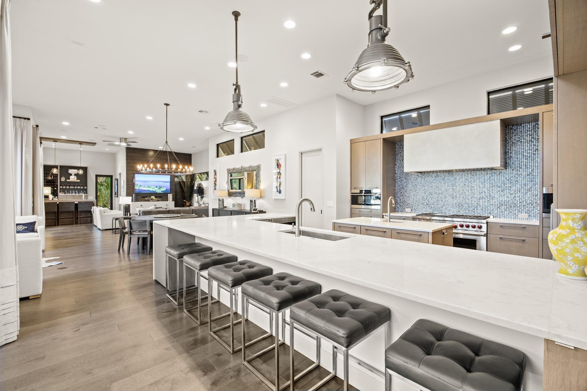 101 Harbor Light Blvd, Horseshoe Bay, TX 78657