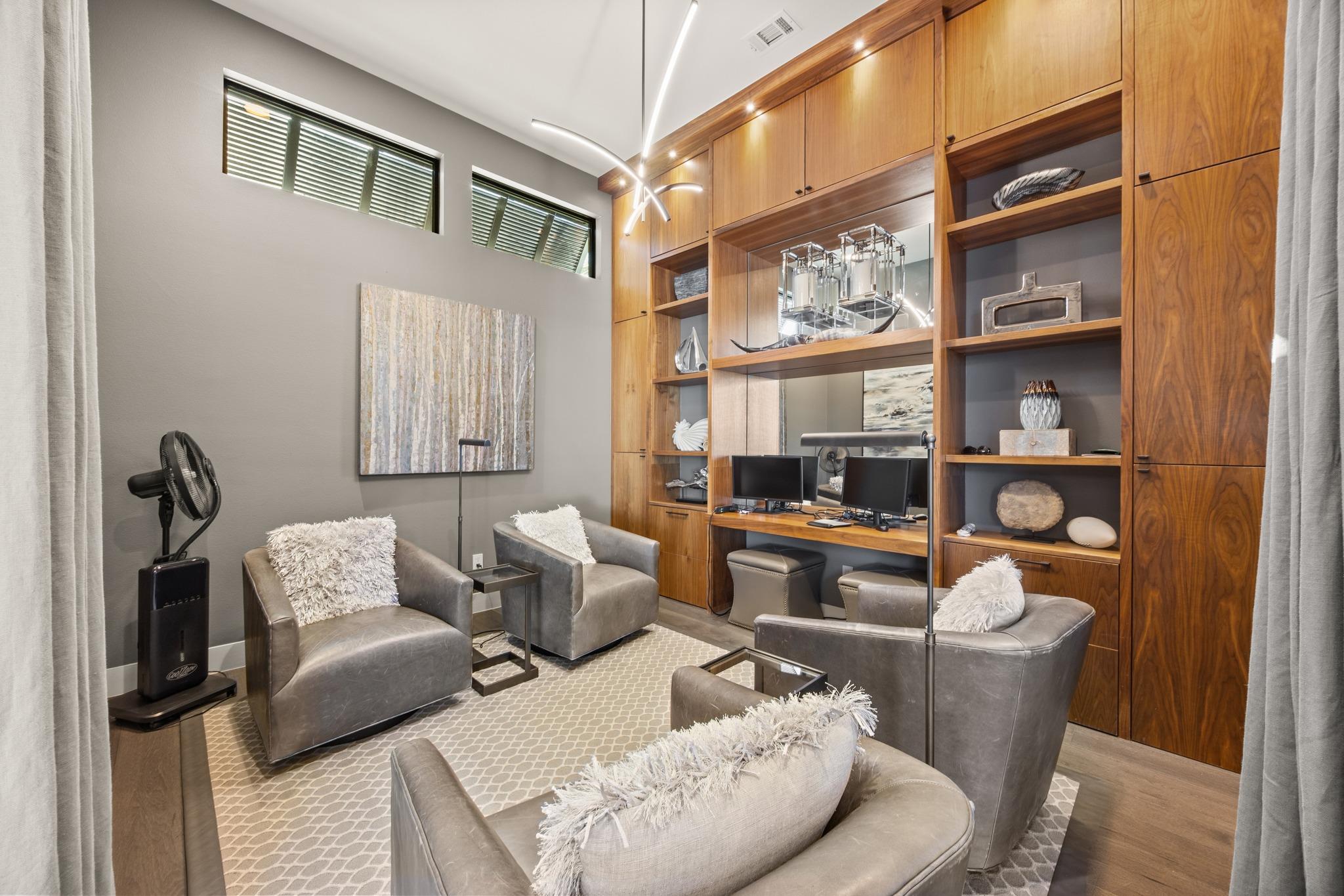 101 Harbor Light Blvd, Horseshoe Bay, TX 78657