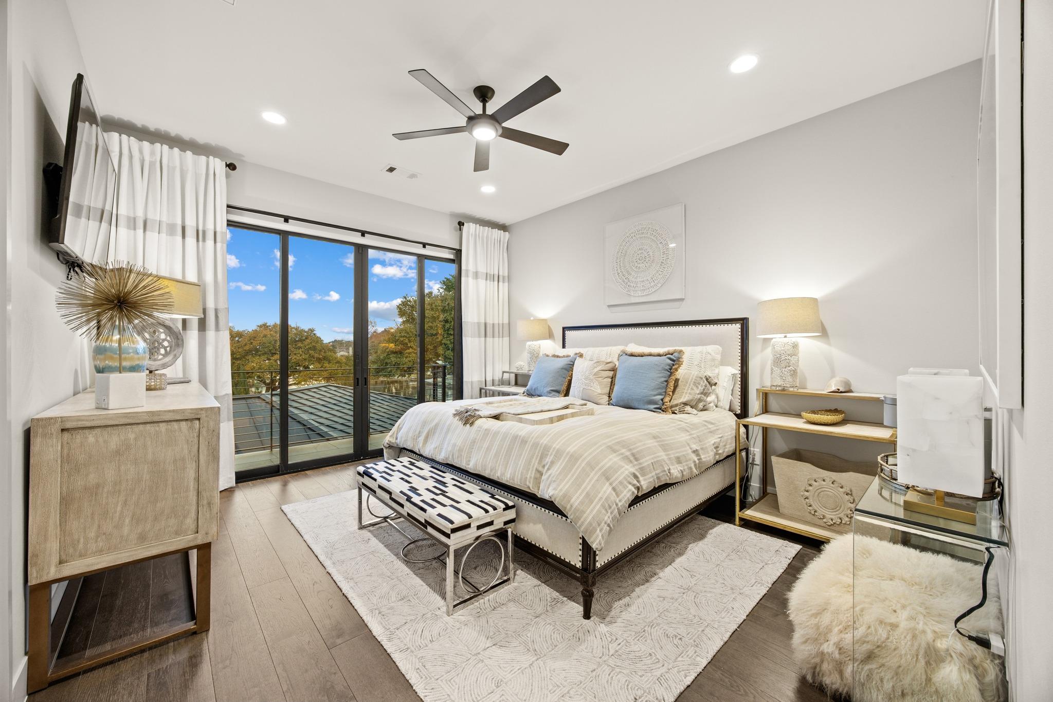 101 Harbor Light Blvd, Horseshoe Bay, TX 78657