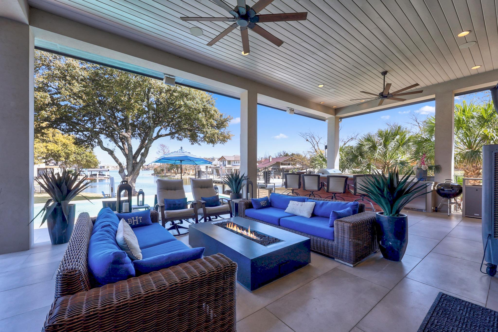 101 Harbor Light Blvd, Horseshoe Bay, TX 78657