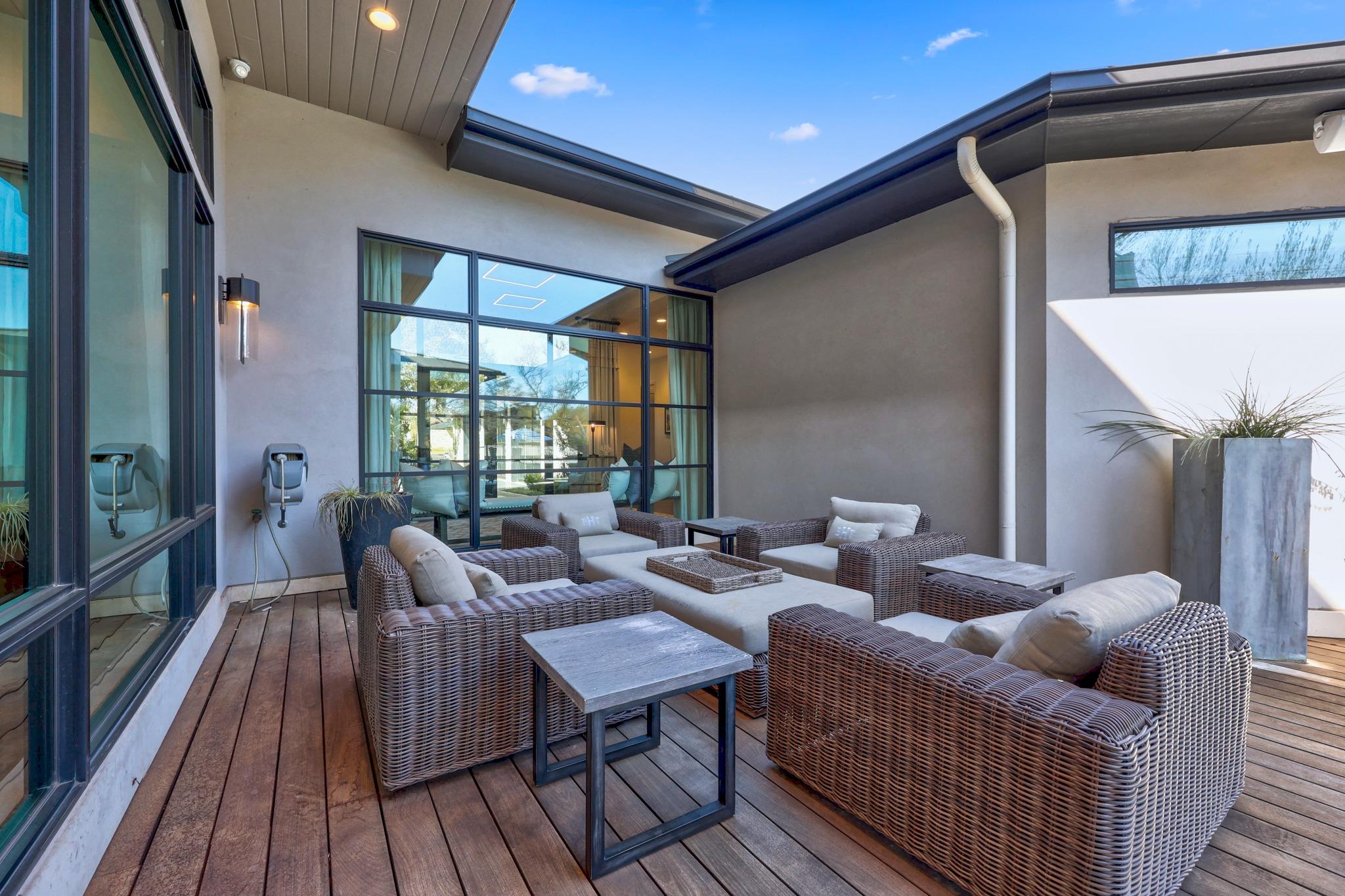 101 Harbor Light Blvd, Horseshoe Bay, TX 78657