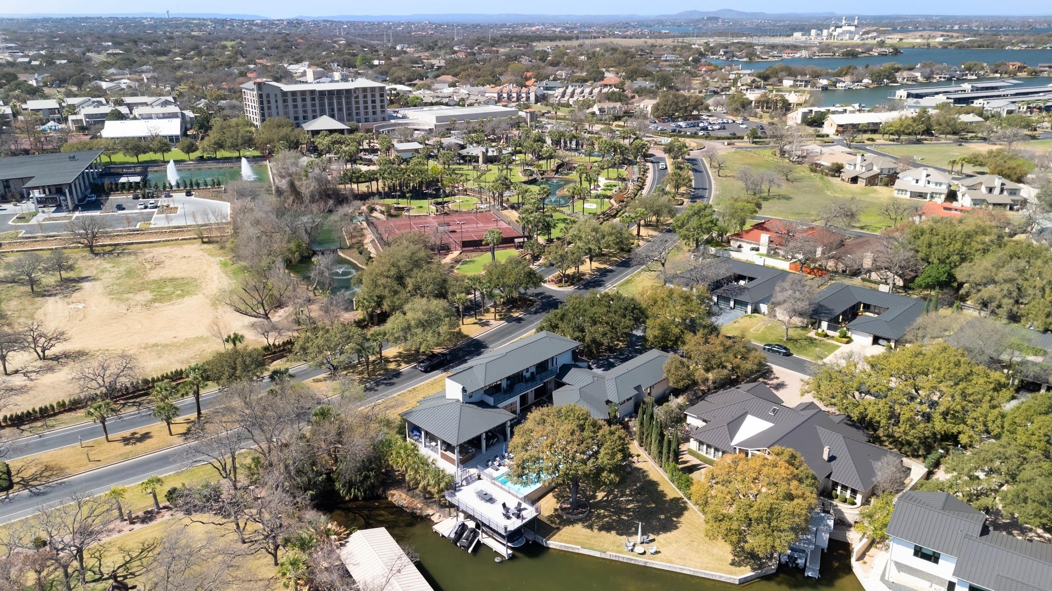 101 Harbor Light Blvd, Horseshoe Bay, TX 78657