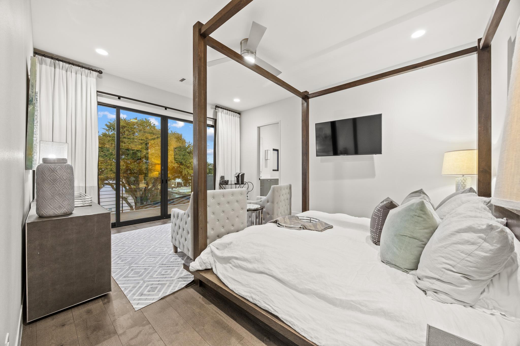 101 Harbor Light Blvd, Horseshoe Bay, TX 78657