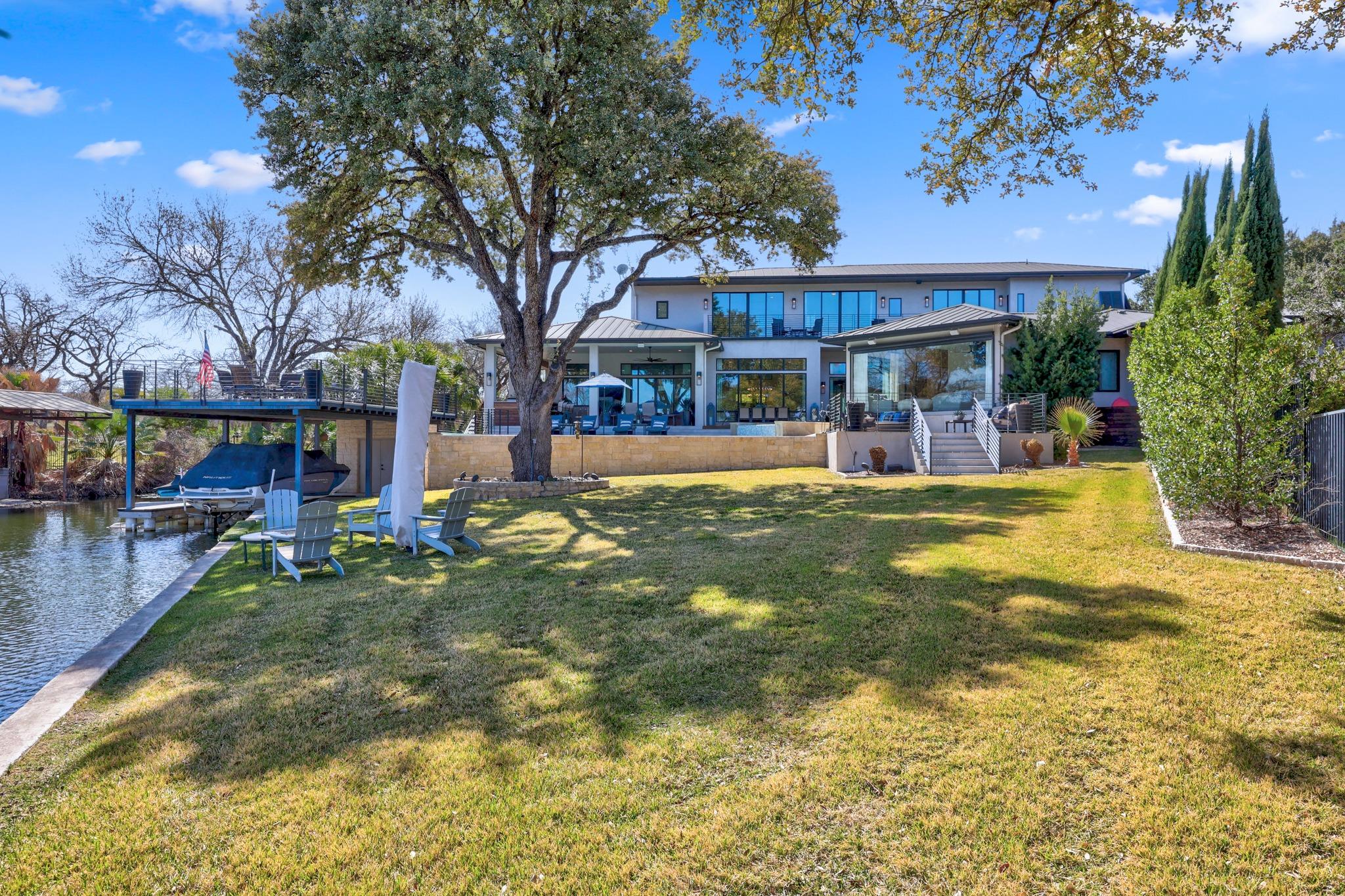101 Harbor Light Blvd, Horseshoe Bay, TX 78657