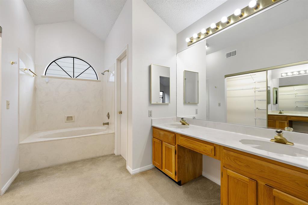 8302 Mendota Cv, Austin, TX 78717