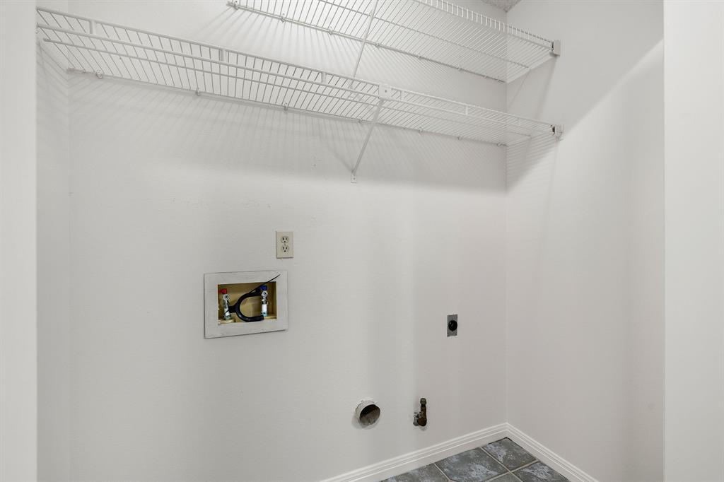 8302 Mendota Cv, Austin, TX 78717