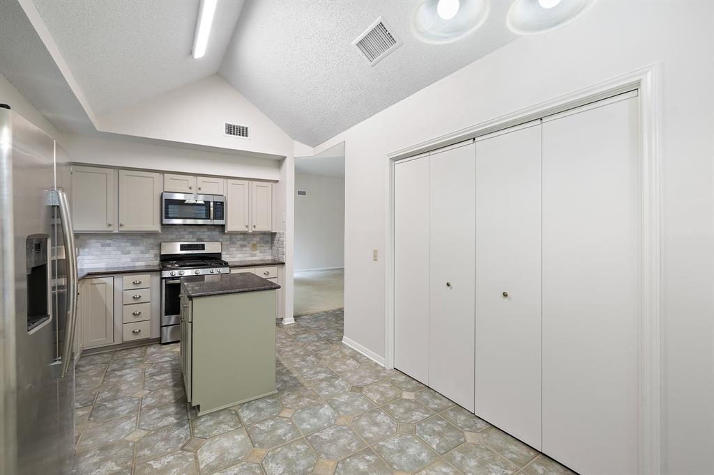 8302 Mendota Cv, Austin, TX 78717