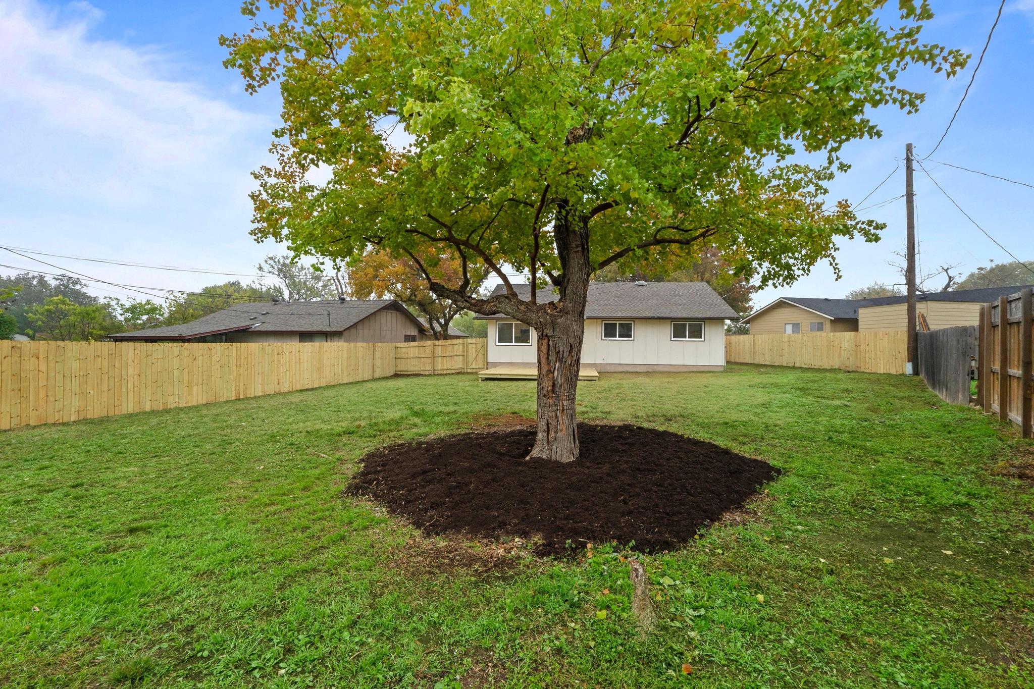 902 Warrington Dr, Austin, TX 78753