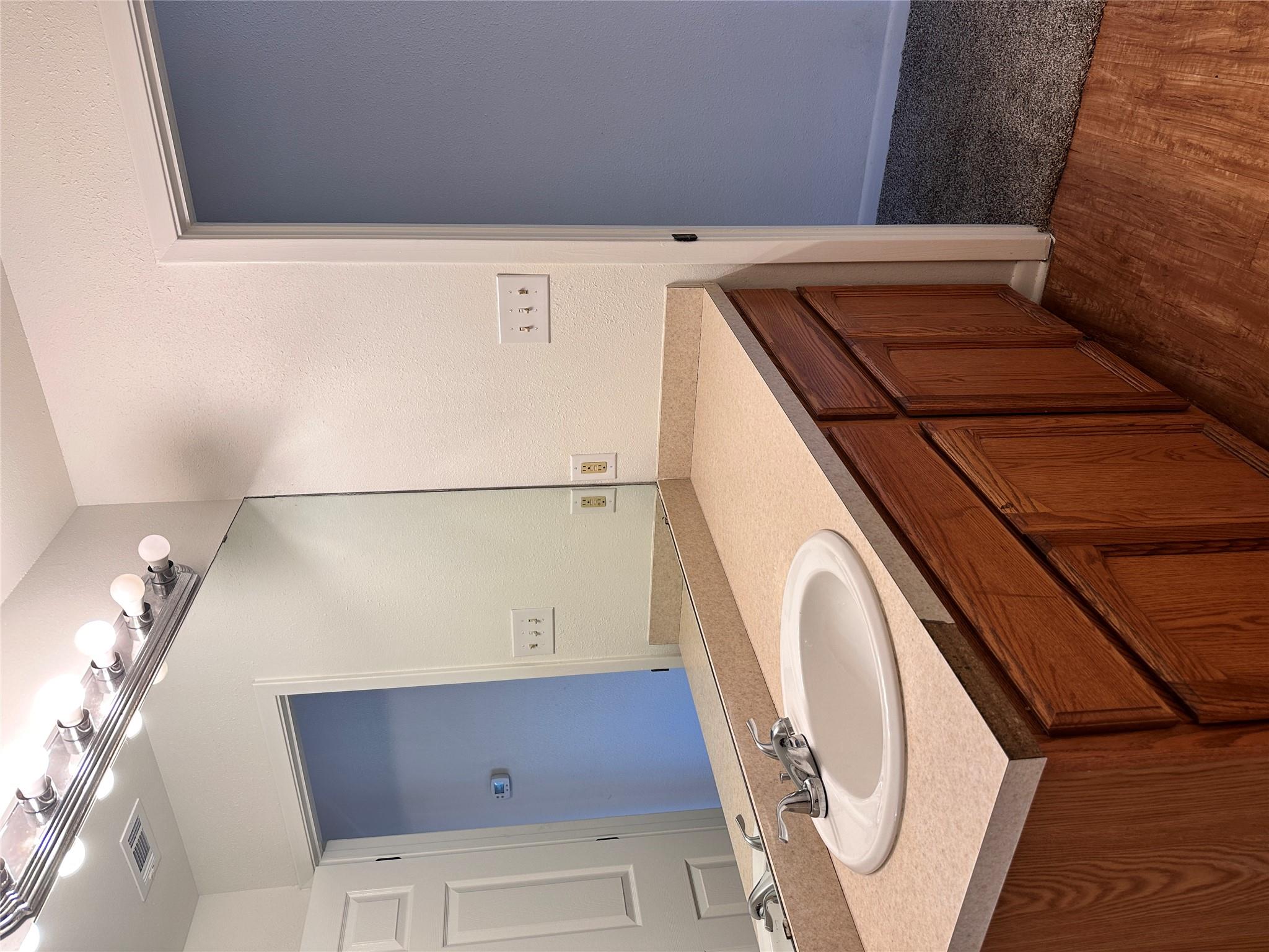 1501 Earle St, San Marcos, TX 78666