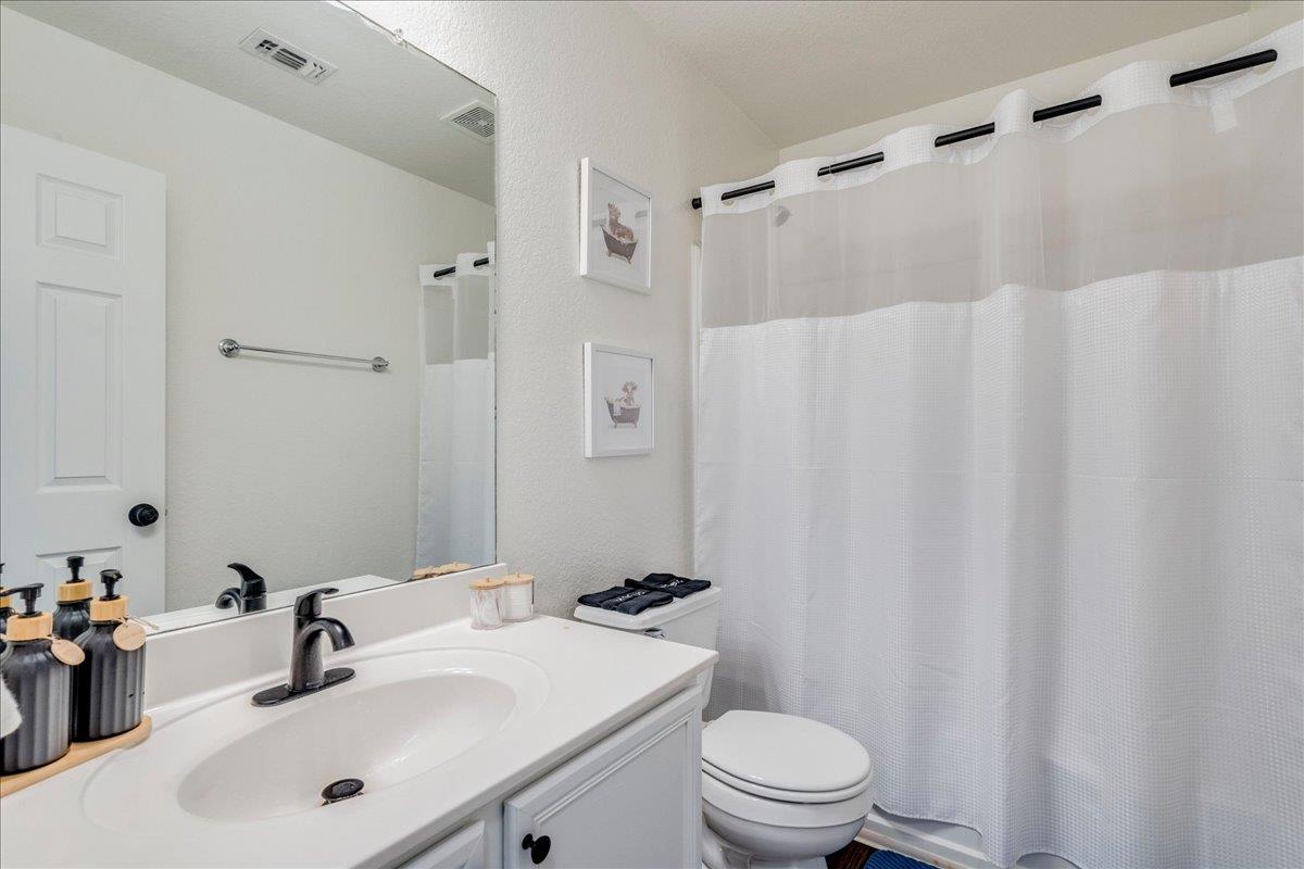 3432 Whisper Blf, Schertz, TX 78108