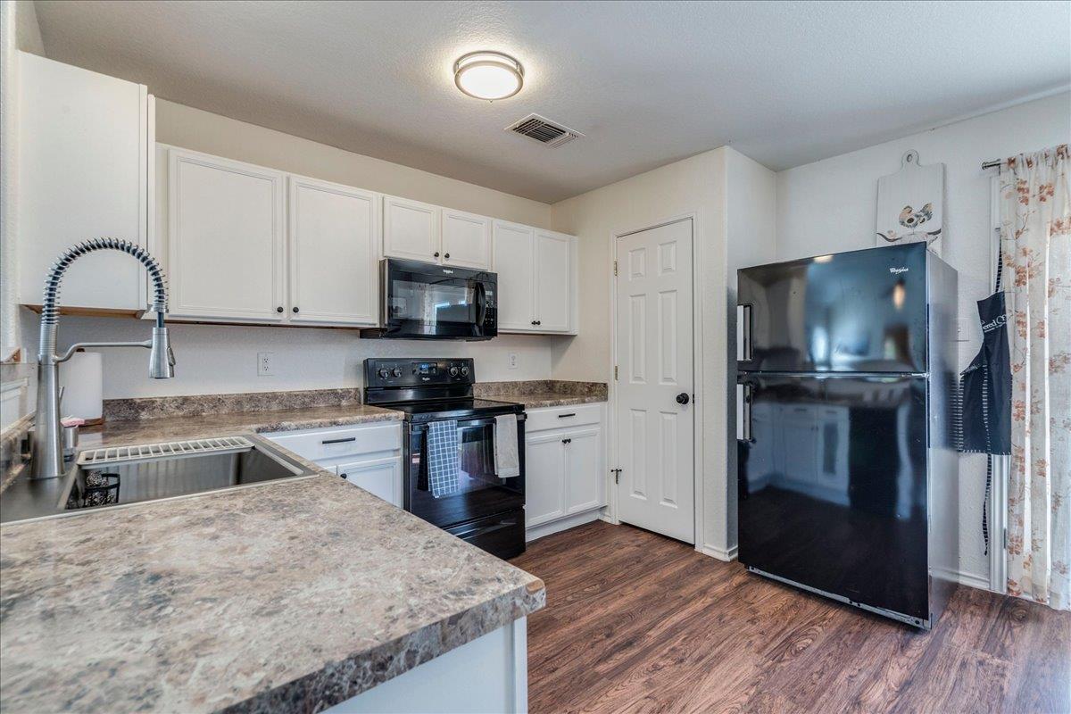 3432 Whisper Blf, Schertz, TX 78108