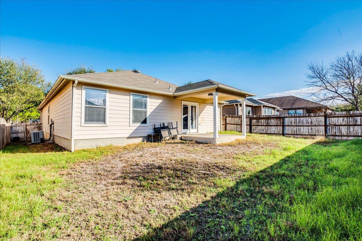 3432 Whisper Blf, Schertz, TX 78108