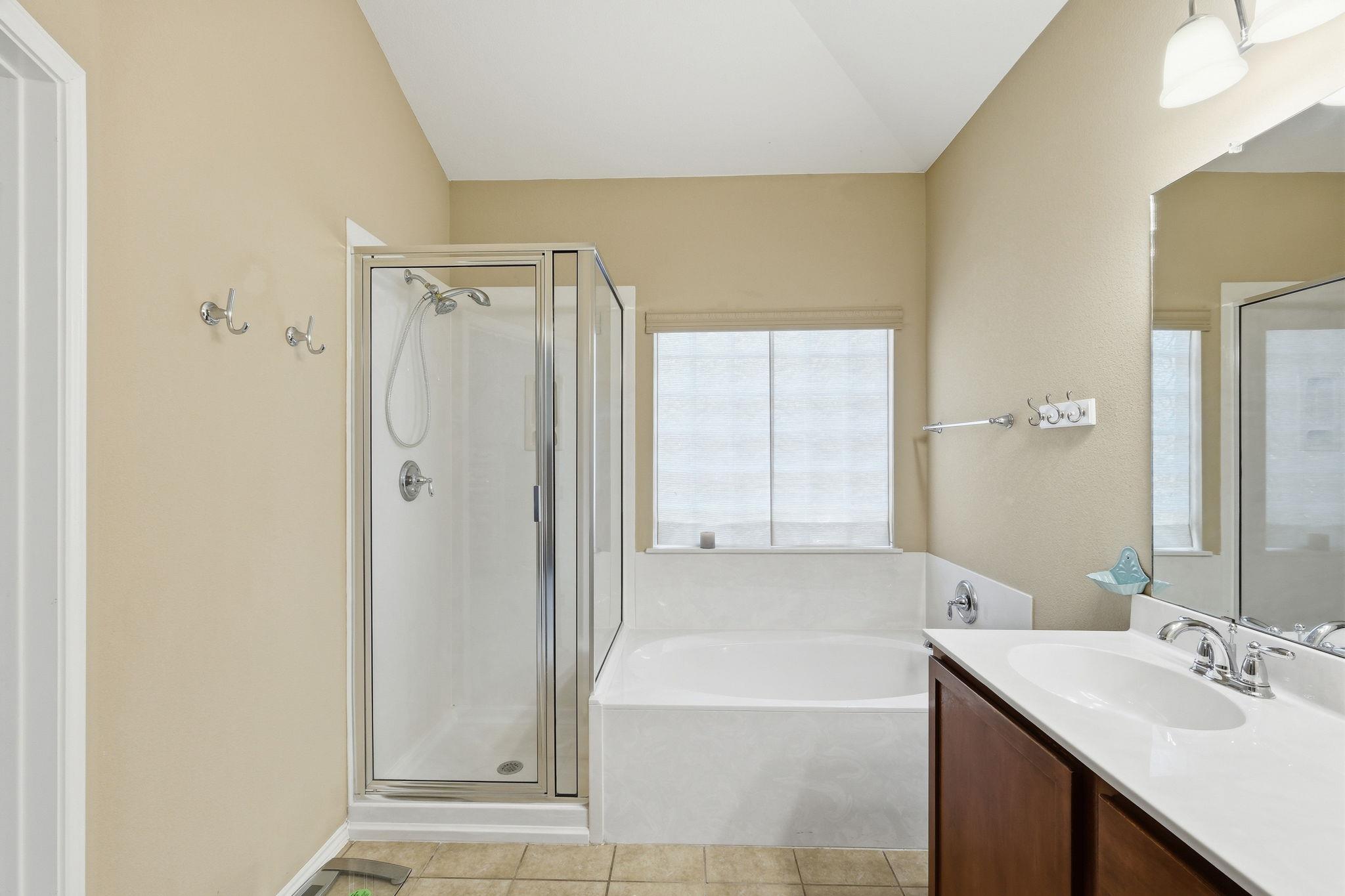 11221 McKinney Spring Dr, Austin, TX 78717