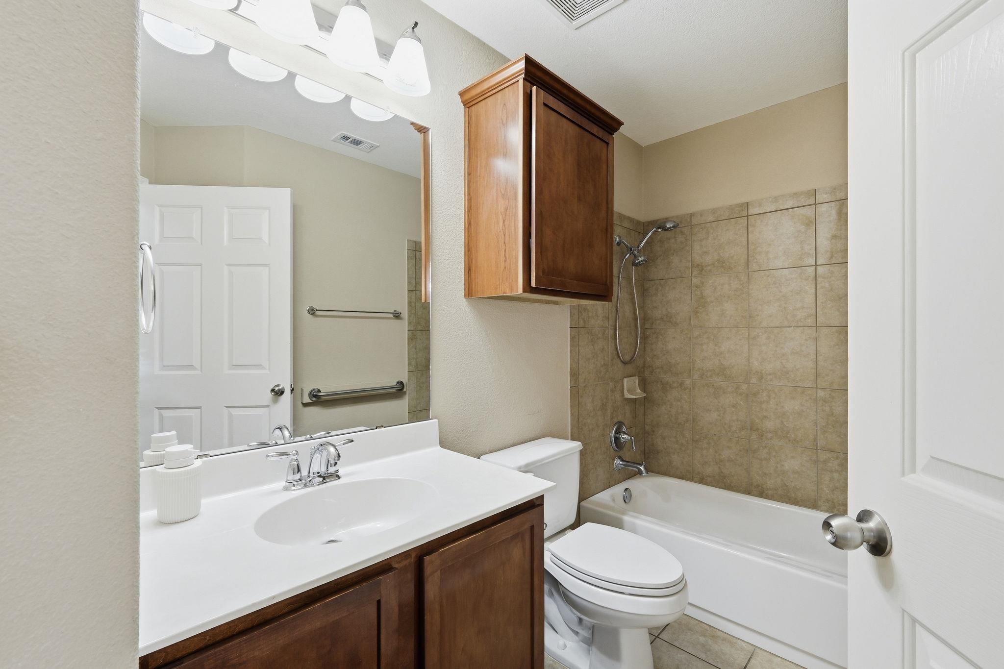 11221 McKinney Spring Dr, Austin, TX 78717