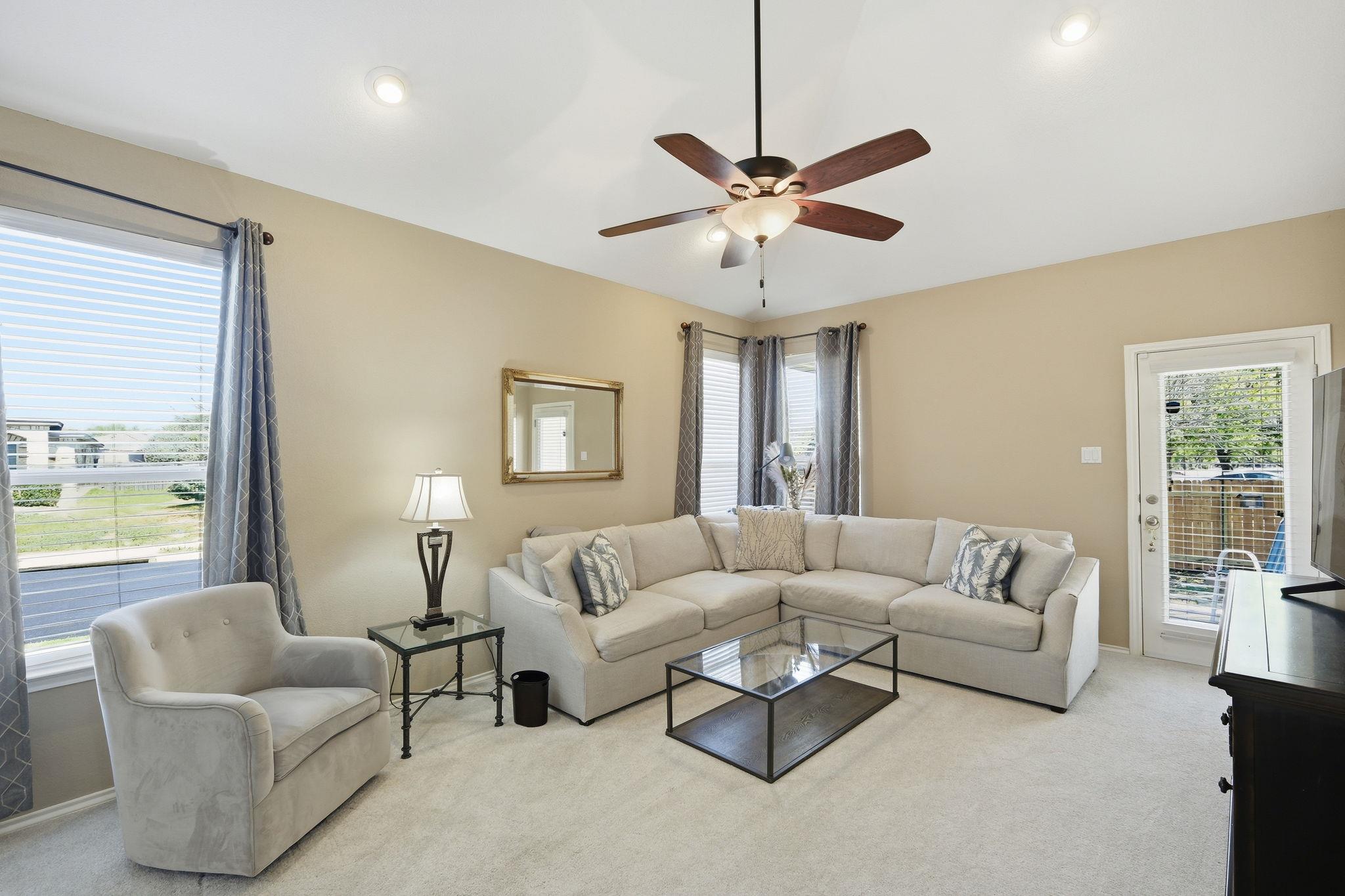 11221 McKinney Spring Dr, Austin, TX 78717