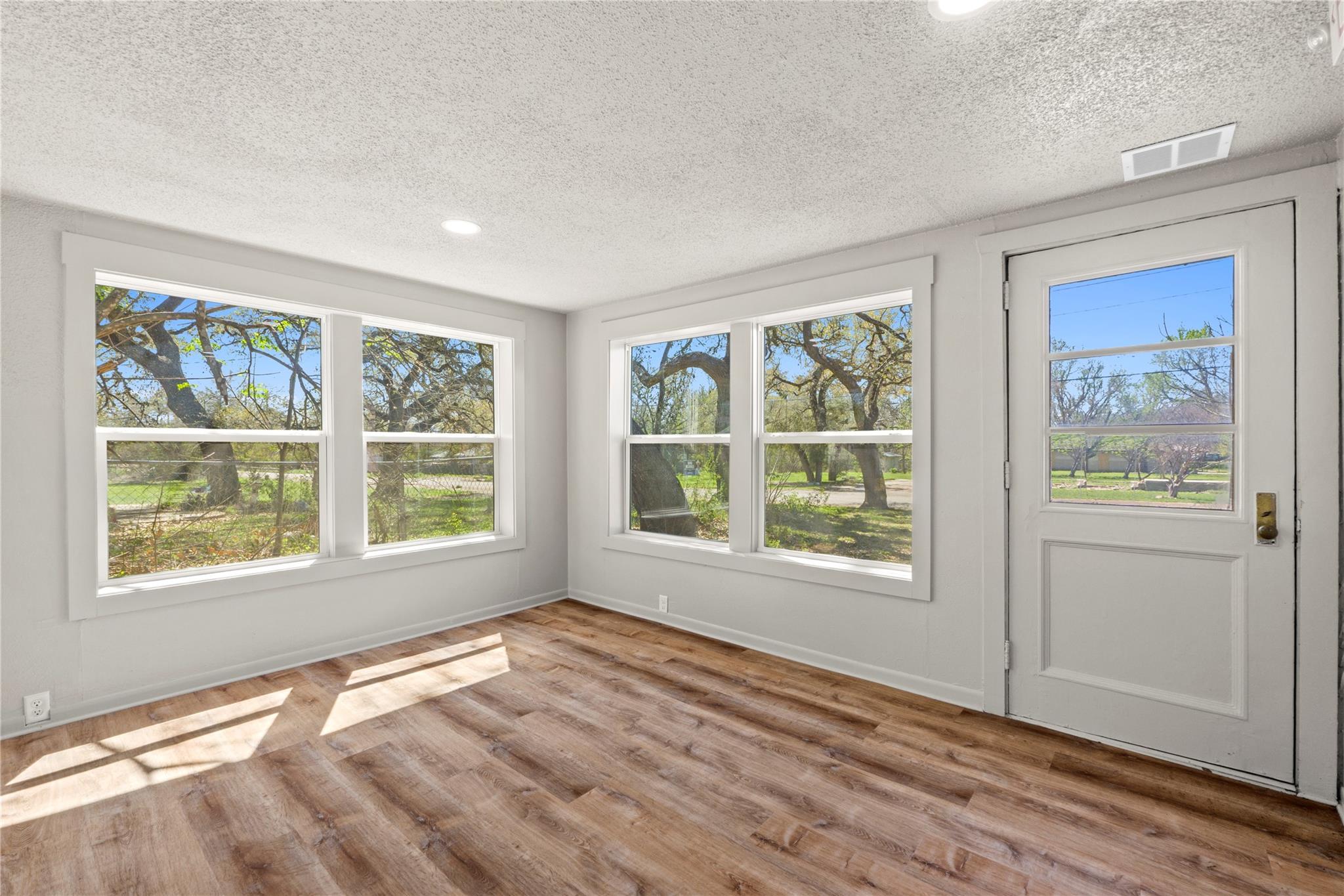 201 County Road 279, Liberty Hill, TX 78642