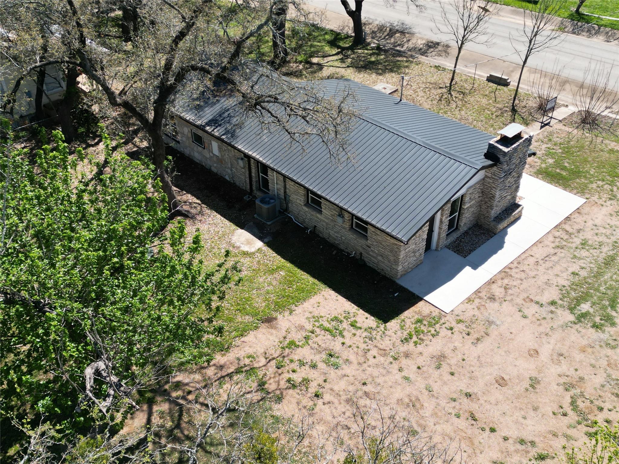 201 County Road 279, Liberty Hill, TX 78642