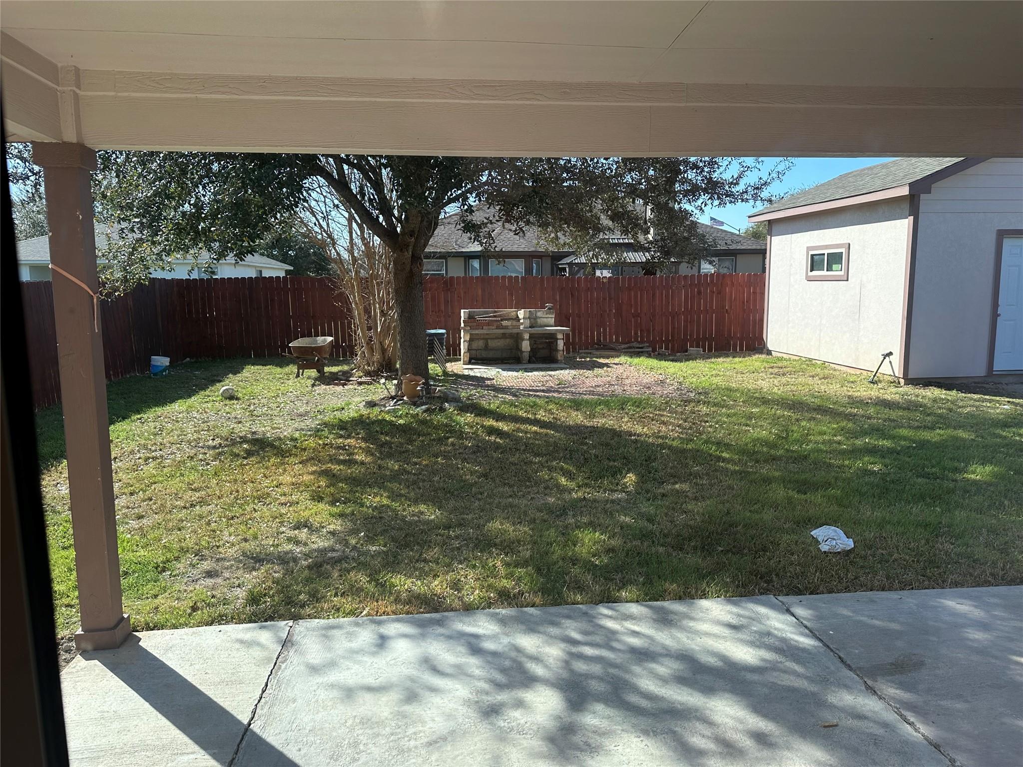 5005 Daymon Ct, Hutto, TX 78634