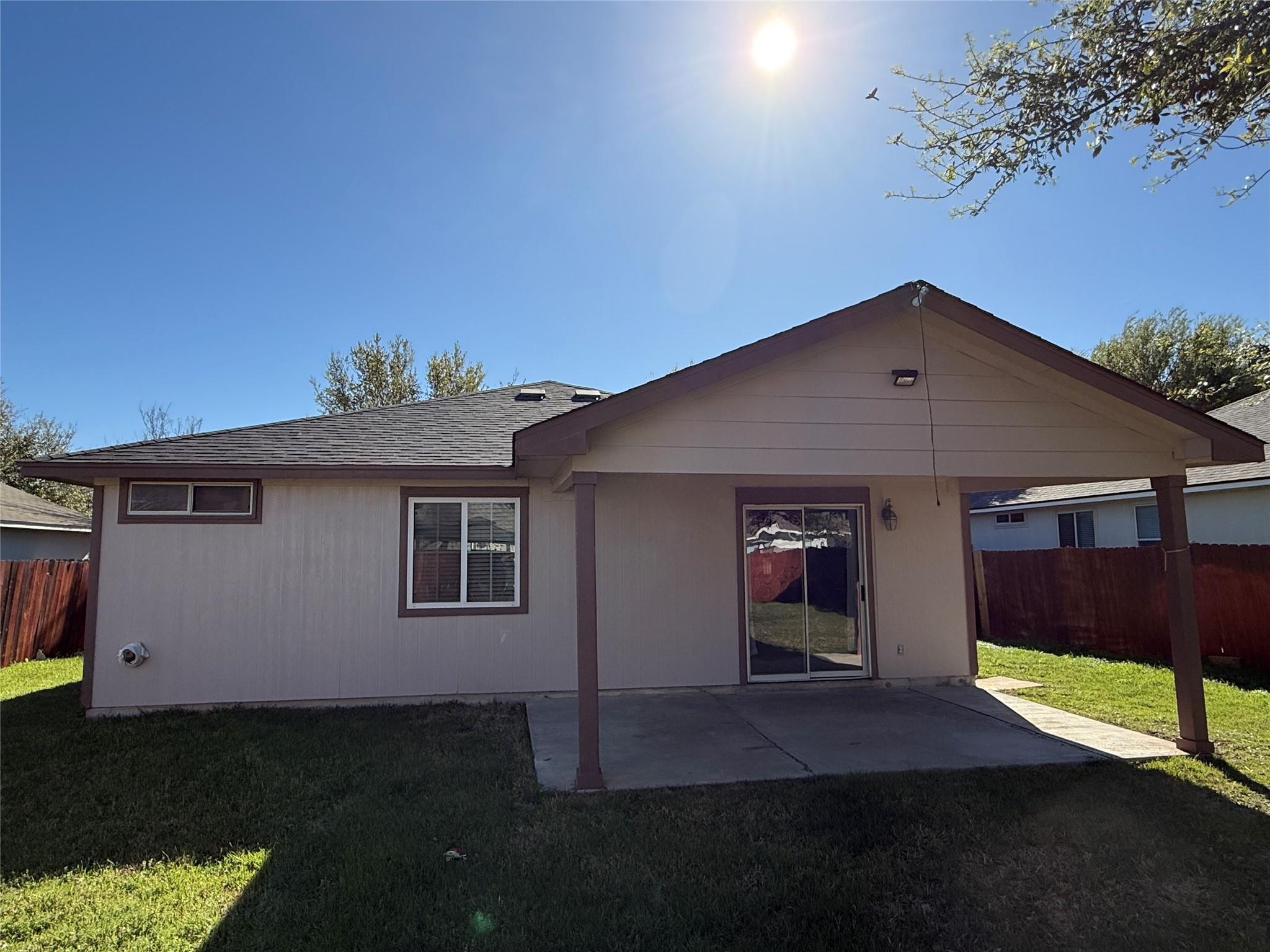 5005 Daymon Ct, Hutto, TX 78634