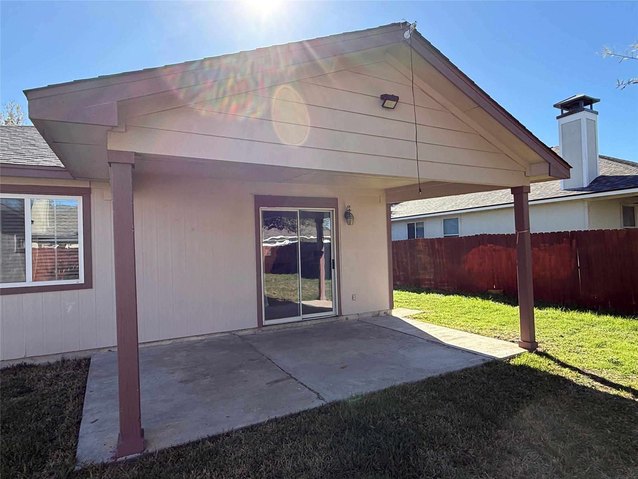 5005 Daymon Ct, Hutto, TX 78634