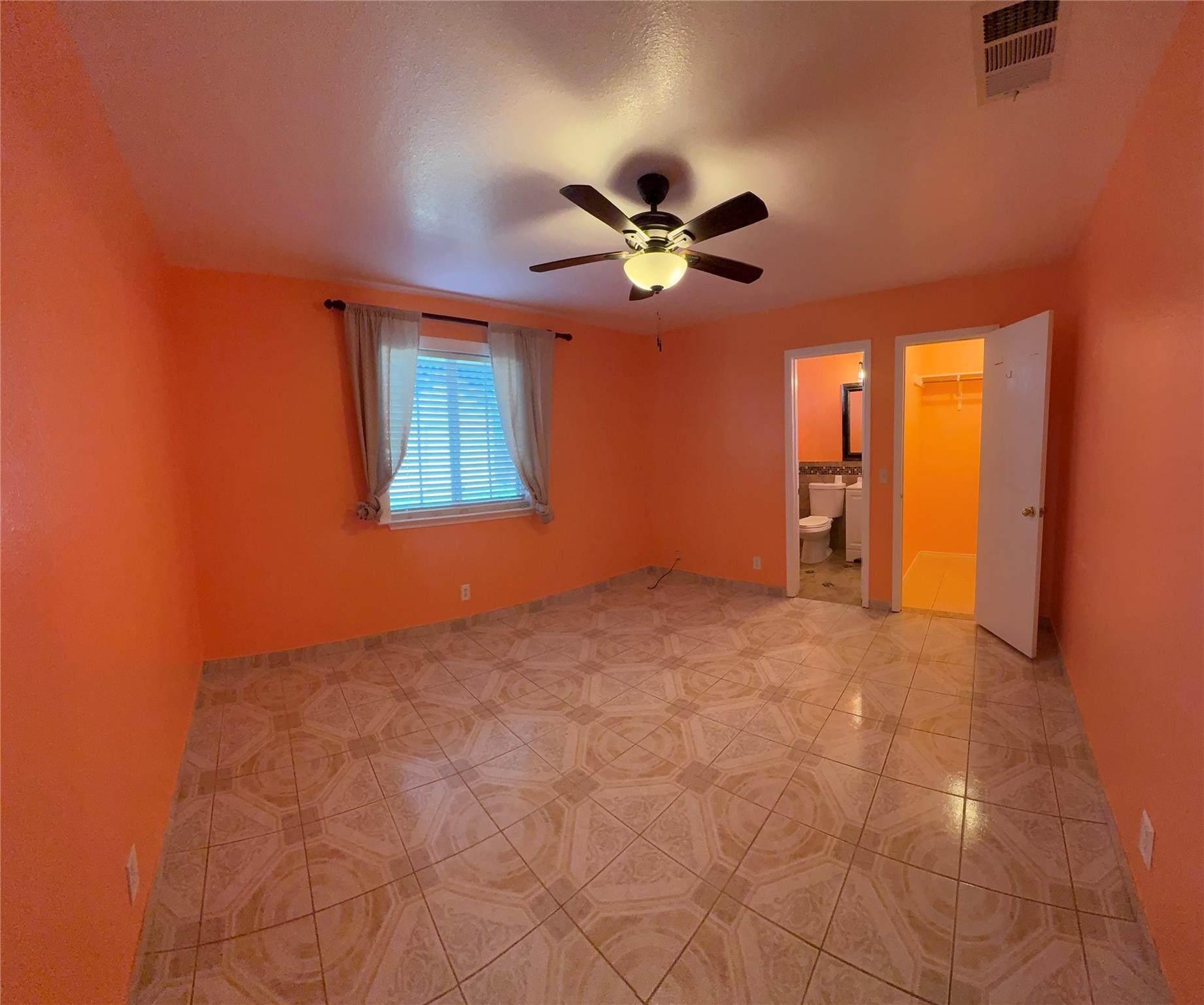 5005 Daymon Ct, Hutto, TX 78634