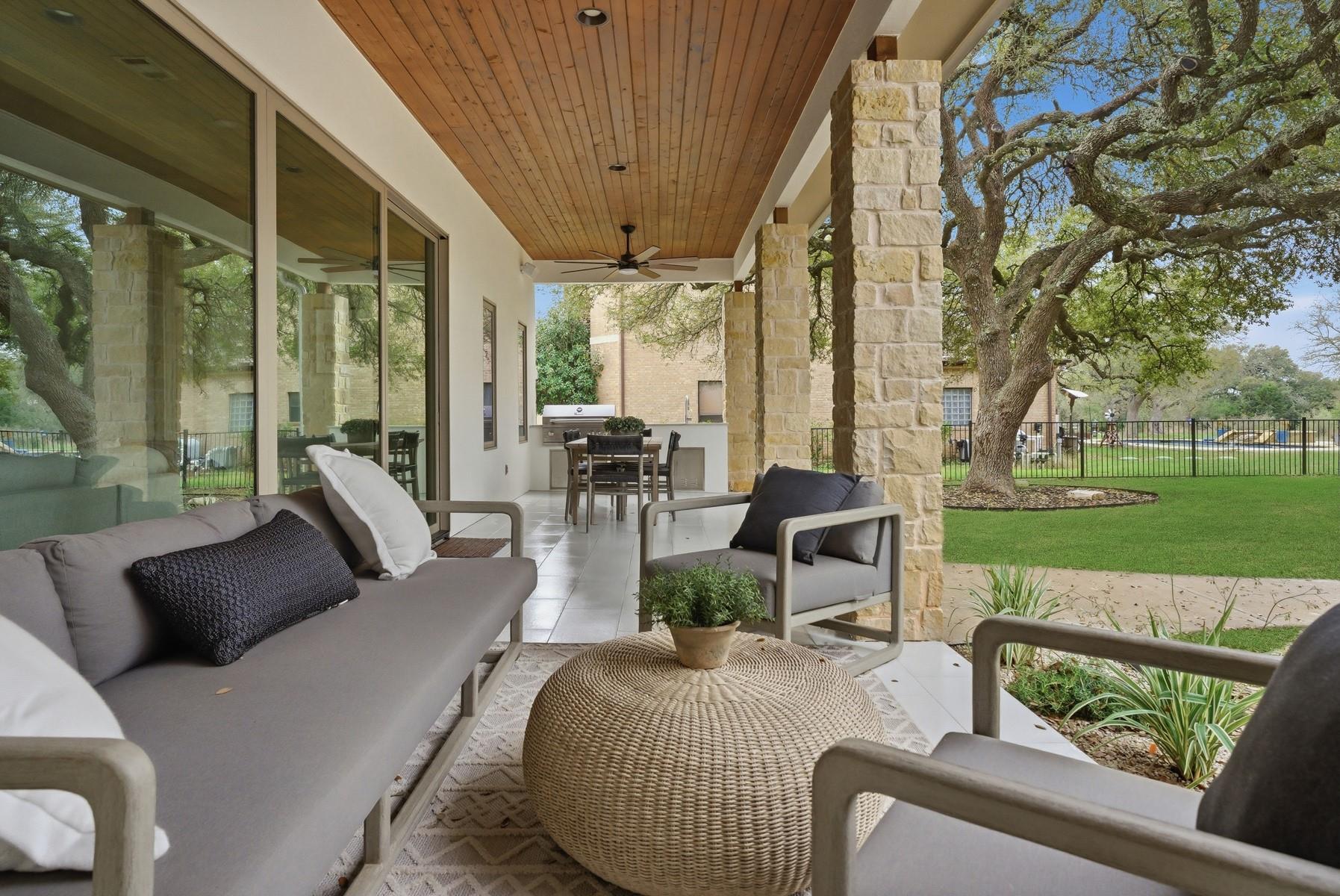 10259 Brangus Rd, Driftwood, TX 78619