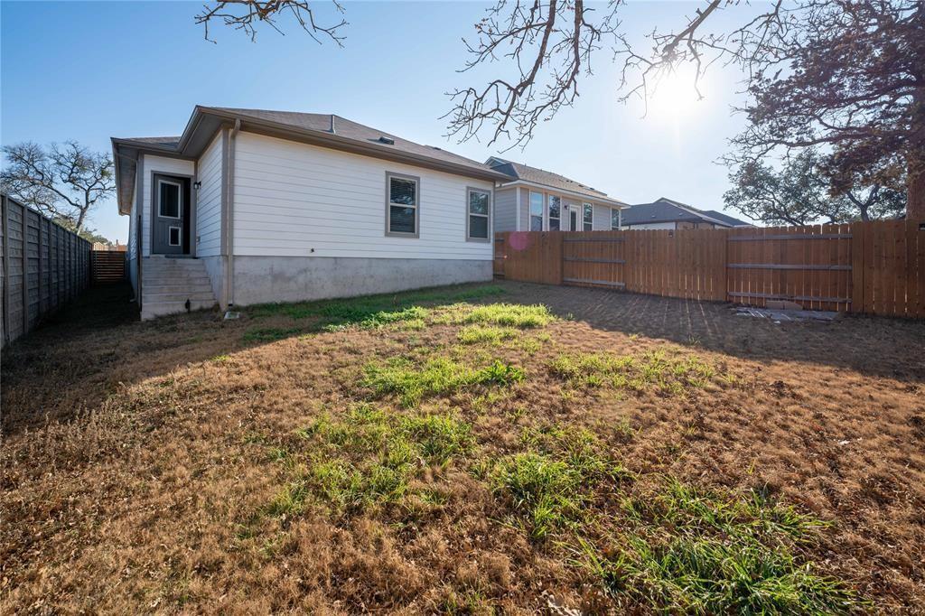 313 Syrah Ct, Leander, TX 78641