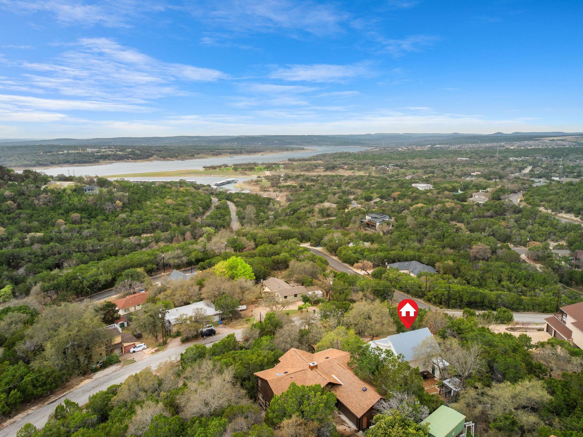 20904 Roundup Trl, Lago Vista, TX 78645