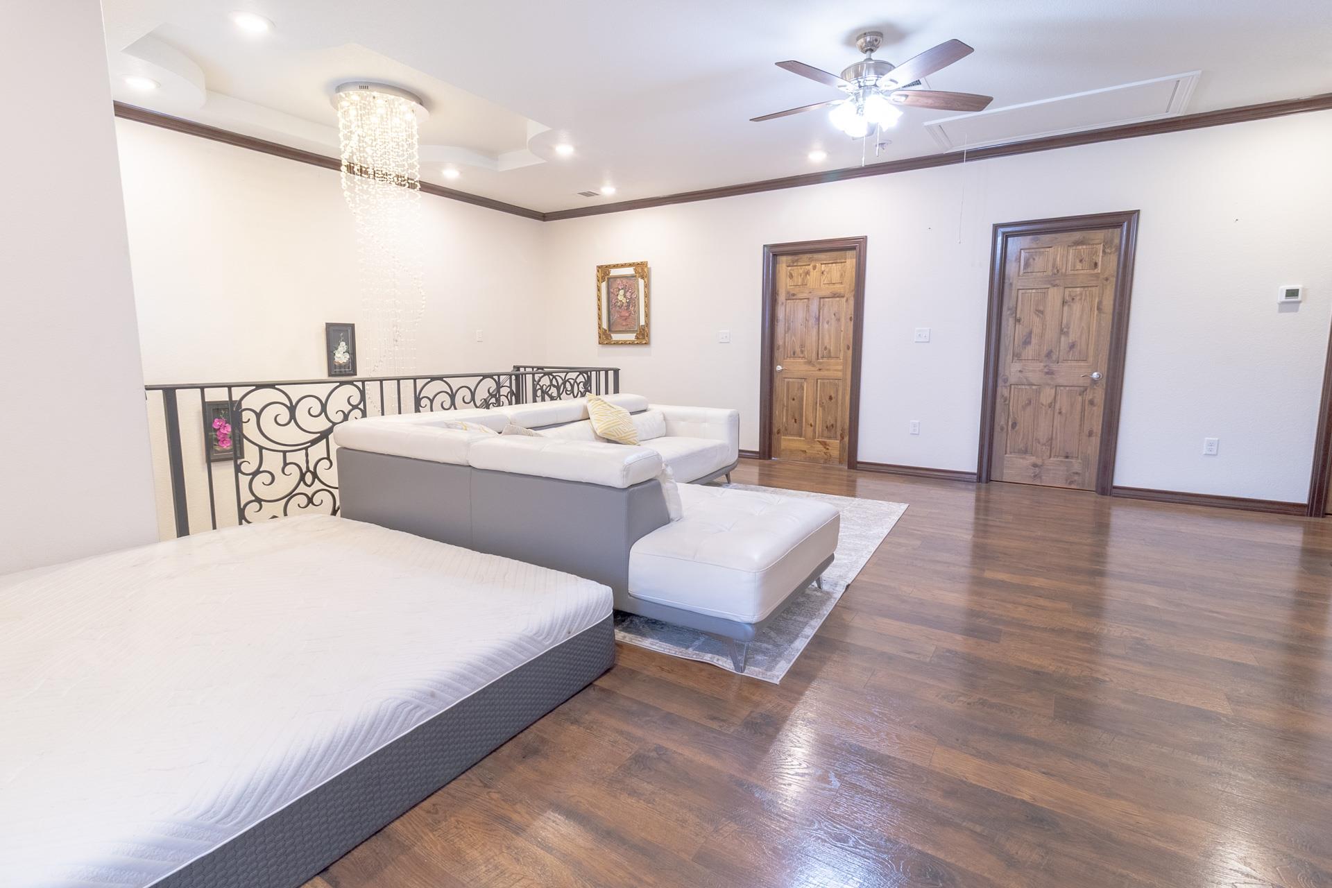 319 Lonesome Dove Dr, Cedar Creek, TX 78612