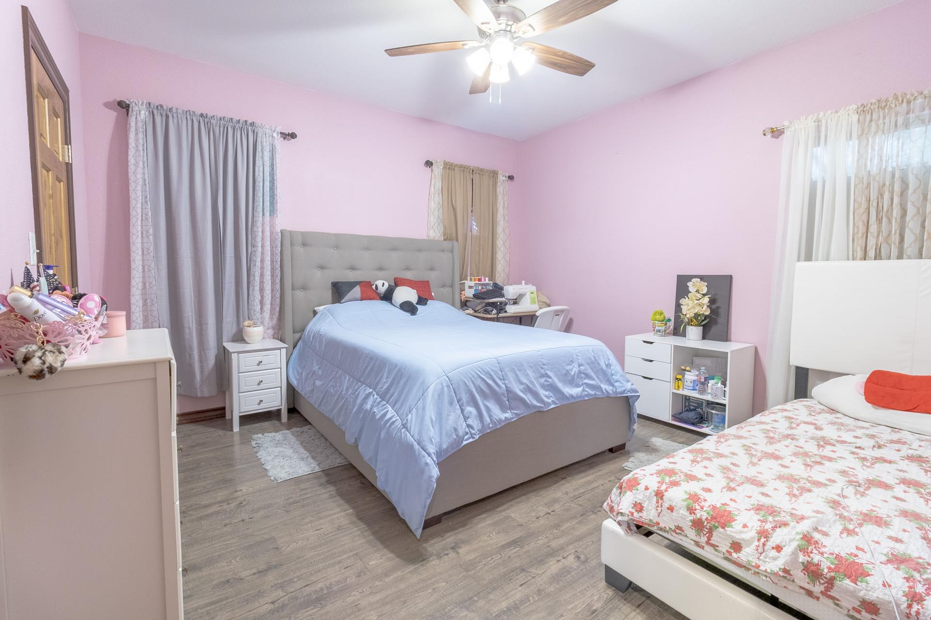 319 Lonesome Dove Dr, Cedar Creek, TX 78612