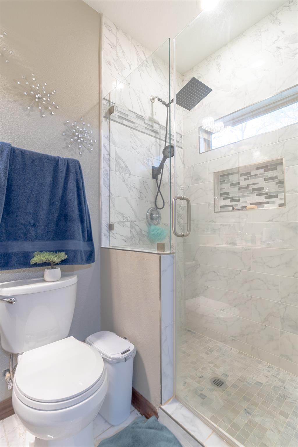 319 Lonesome Dove Dr, Cedar Creek, TX 78612