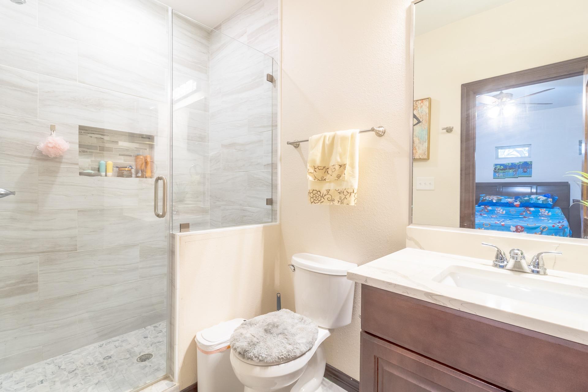 319 Lonesome Dove Dr, Cedar Creek, TX 78612